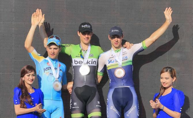 Theo Bos (Belkin) with Andrea Guardini (Astana) and Aidis Kruopis (Orica-GreenEdge).