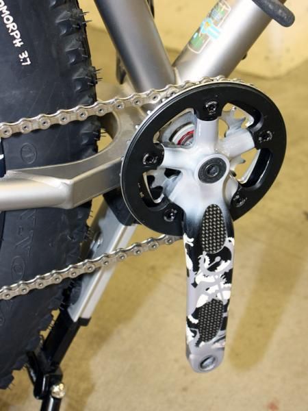 The giant chain stay yoke is built from flat titanium plate.