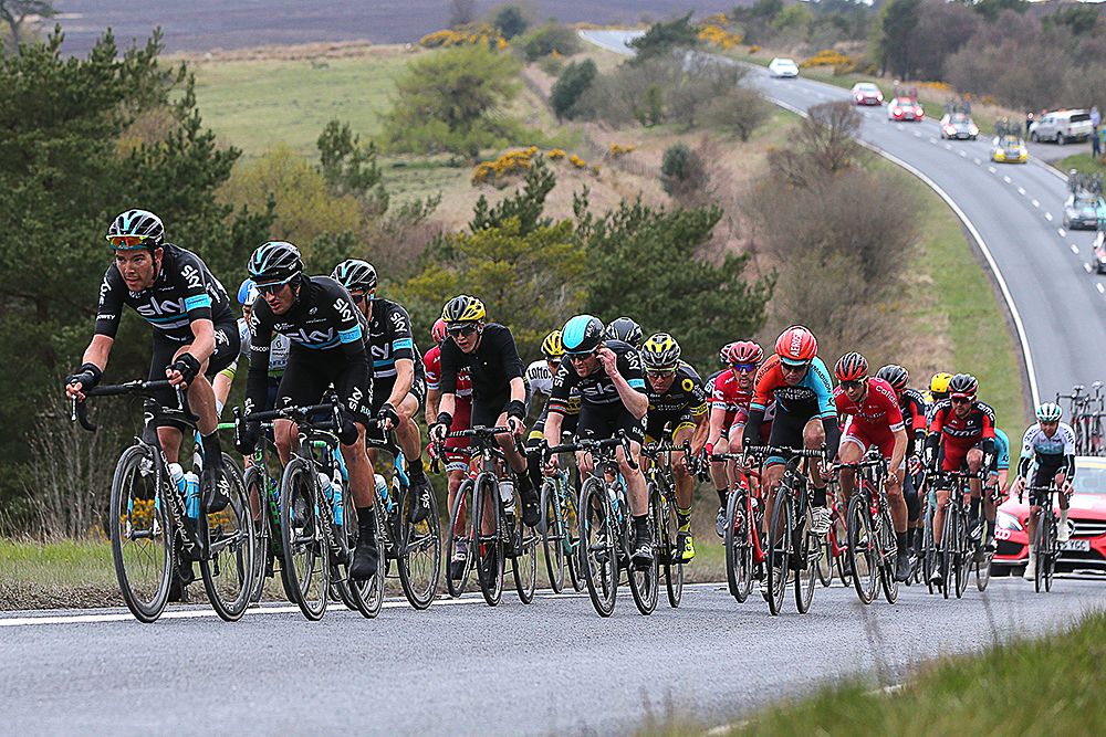 team Sky drive the pace in Yorkshire stage 3.