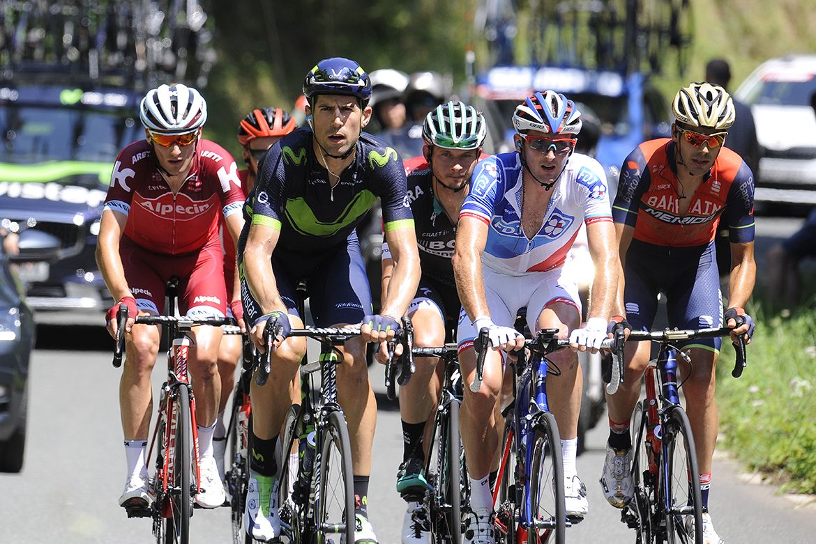 The seven-man break in the early goings of the Clasica San Sebastian