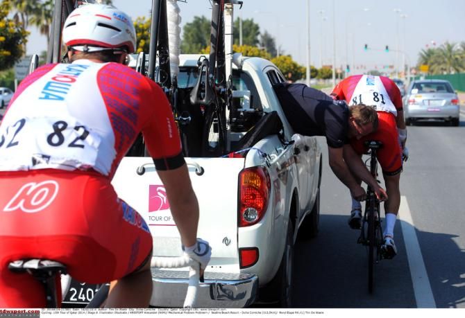 Kristoff gets a quick saddle adjustment