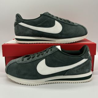 Cortez Vintage Green and White Sneakers 