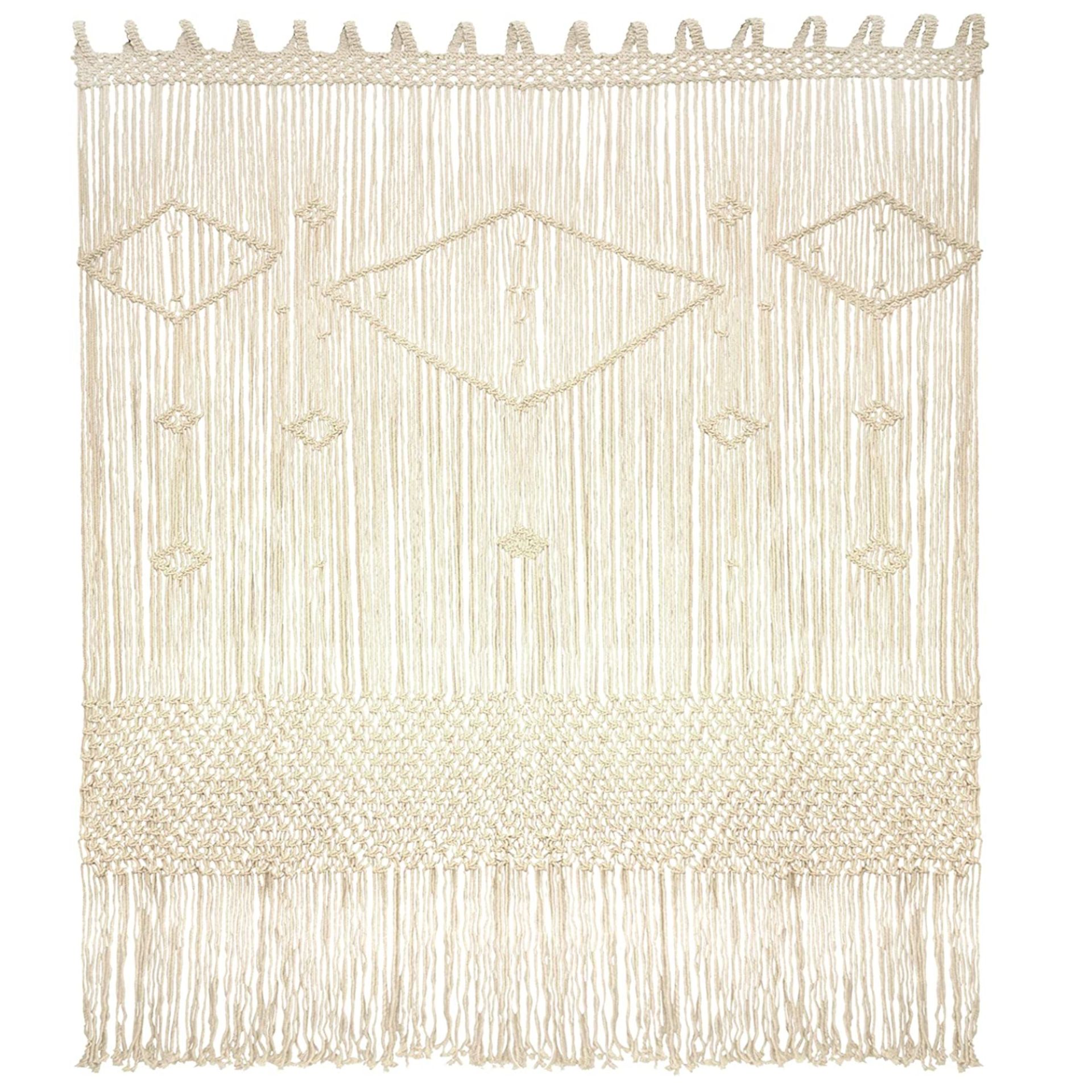 Pembatas ruang gantung Macrame