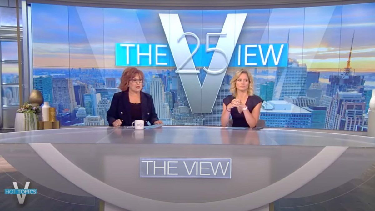 &#039;The View&#039; sees Sunny Hostin, Ana Navarro leave the set after testing positive with breakthrough cases of Covid-19.