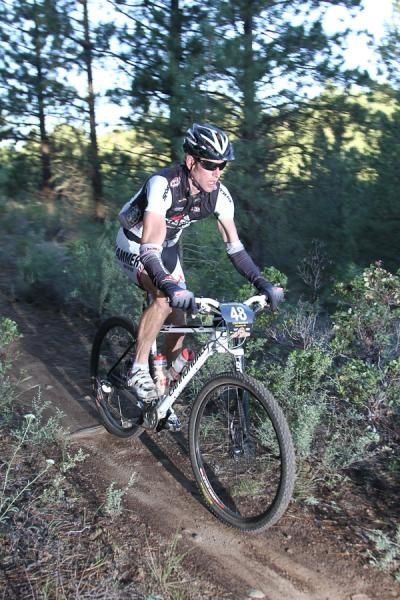Clint Muhlfeld (Sportsman-Hammer) would finish the High Cascades 100 in 6th place.