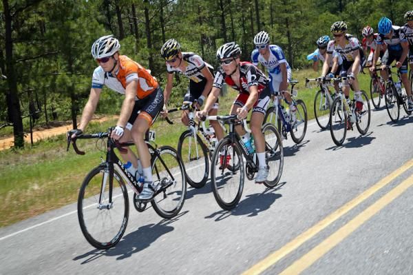 Oscar Clark (Realcyclist.com) leads a group.