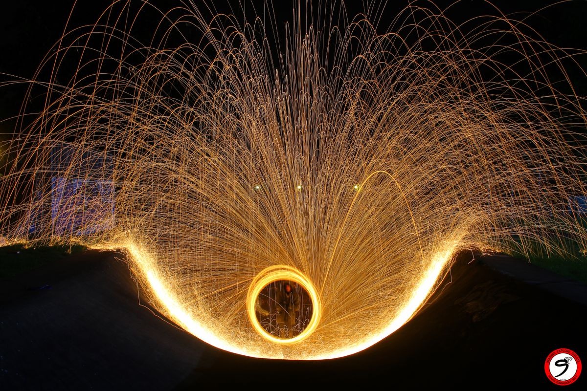 This is how I shoot mind-blowing steel wool photography