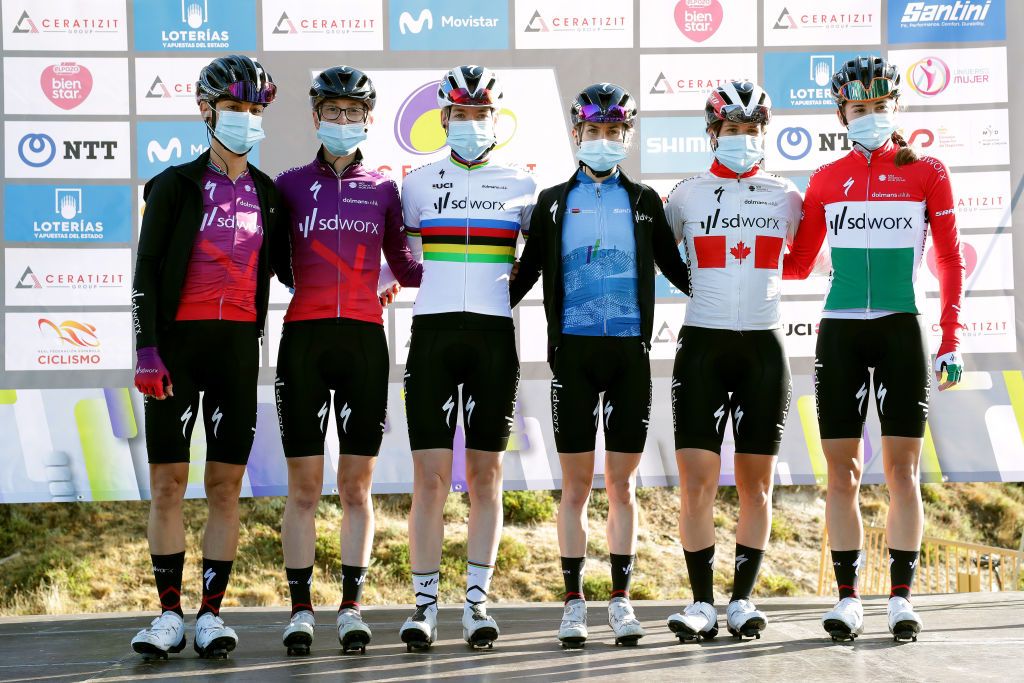 A RUA SPAIN SEPTEMBER 02 KarolAnn Canuel of Canada Anna Shackley of United Kingdom Anna Van Der Breggen of Netherlands Ashleigh Moolman Pasio of South Africa Niamh FisherBlack of New Zealand Blue UCI Womens WorldTour young jersey and Blanka Vas Kata of Hungary and Team SD Worx during the team presentation prior to the 7th Ceratizit Challenge By La Vuelta 2021 Stage 1 a 1187 stage from Estacin Invernal Cabeza de Manzaneda to A Rua ChallengeVuelta CERATIZITChallenge21 on September 02 2021 in A Rua Spain Photo by Gonzalo Arroyo MorenoGetty Images
