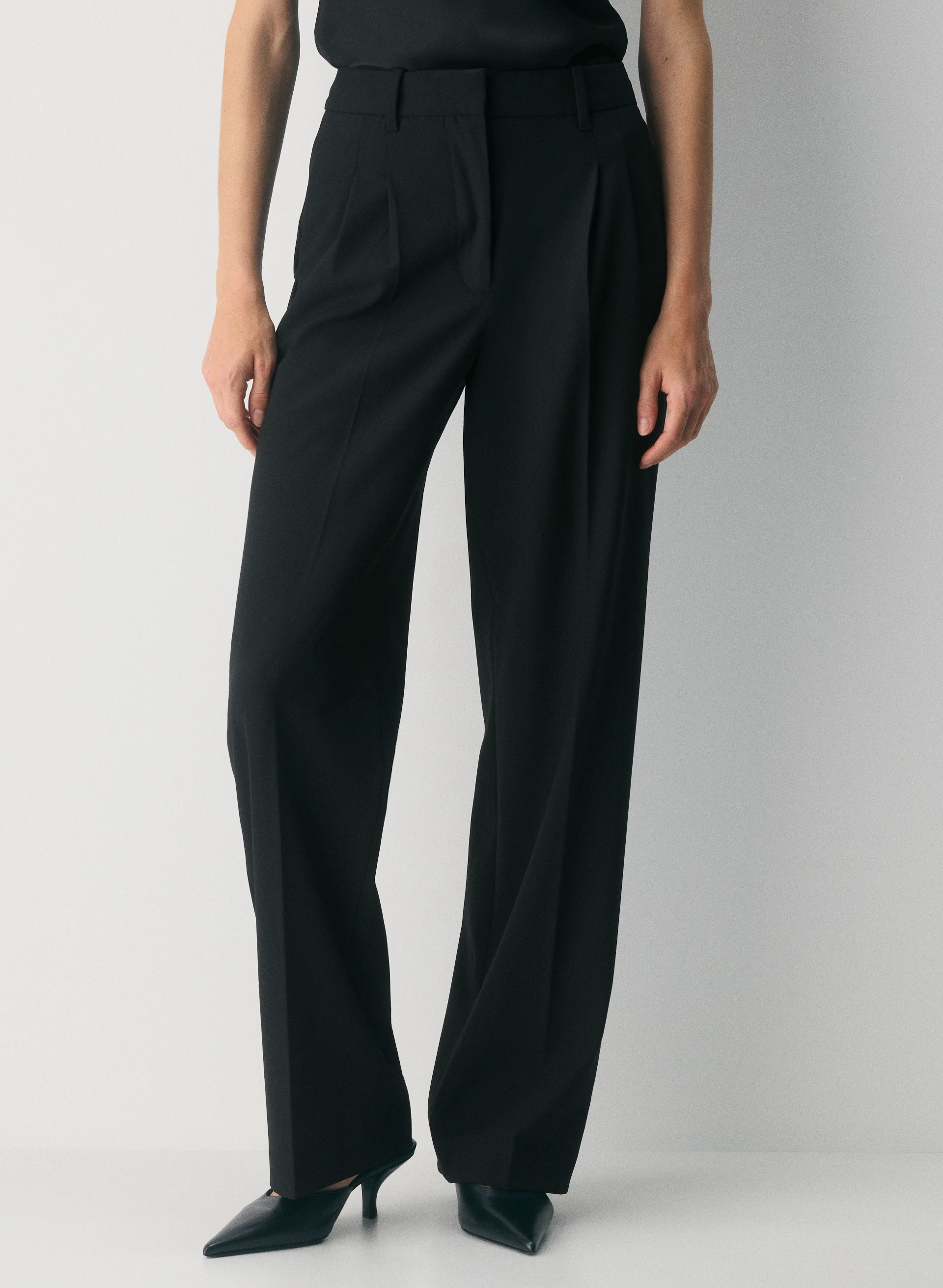 The Effortless Pant&amp;trade;