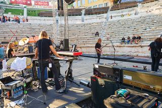 Friends, roadies, delivery men – lend me your ears. Soundcheck in Plovdiv.