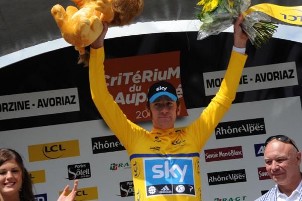 Bradley Wiggins (Team Sky) in yellow
