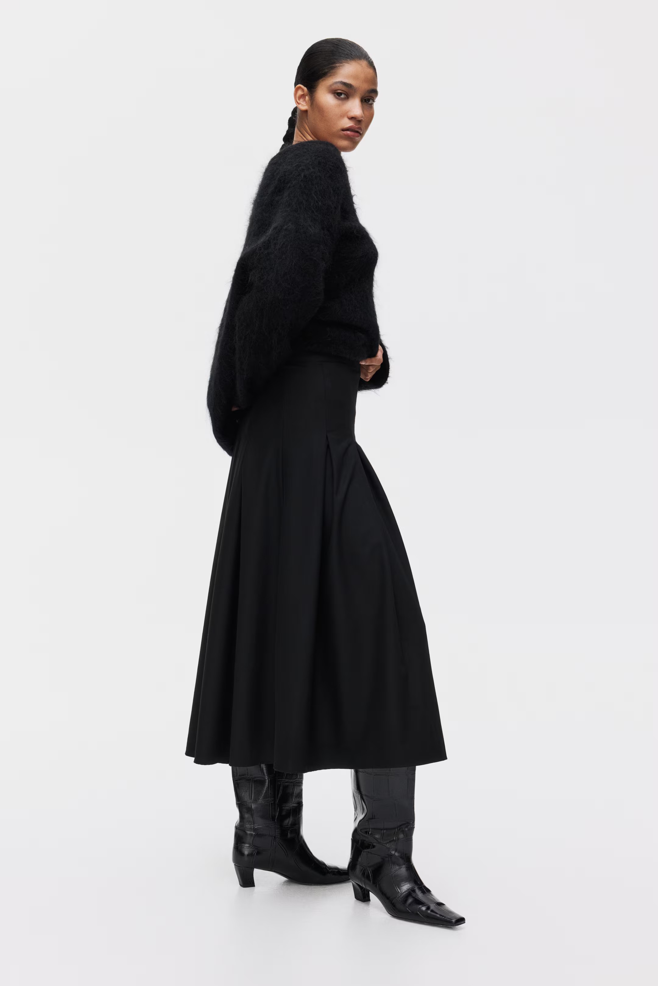 H&amp;amp;M, Pleated midi skirt