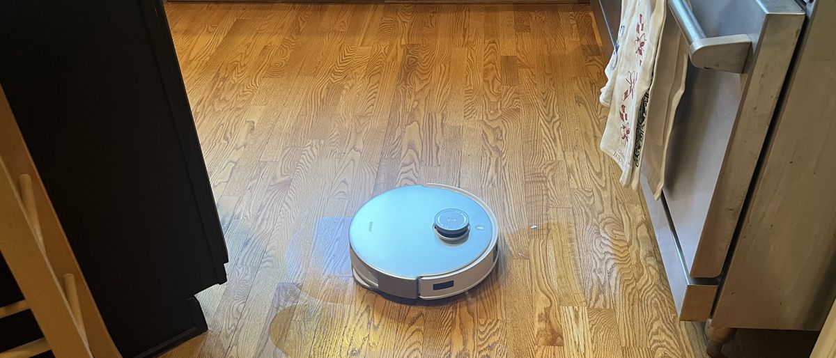 Ecovacs DEEBOT T20 Omni during testing