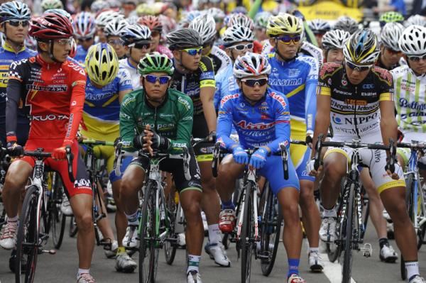 Riders wait for the race start