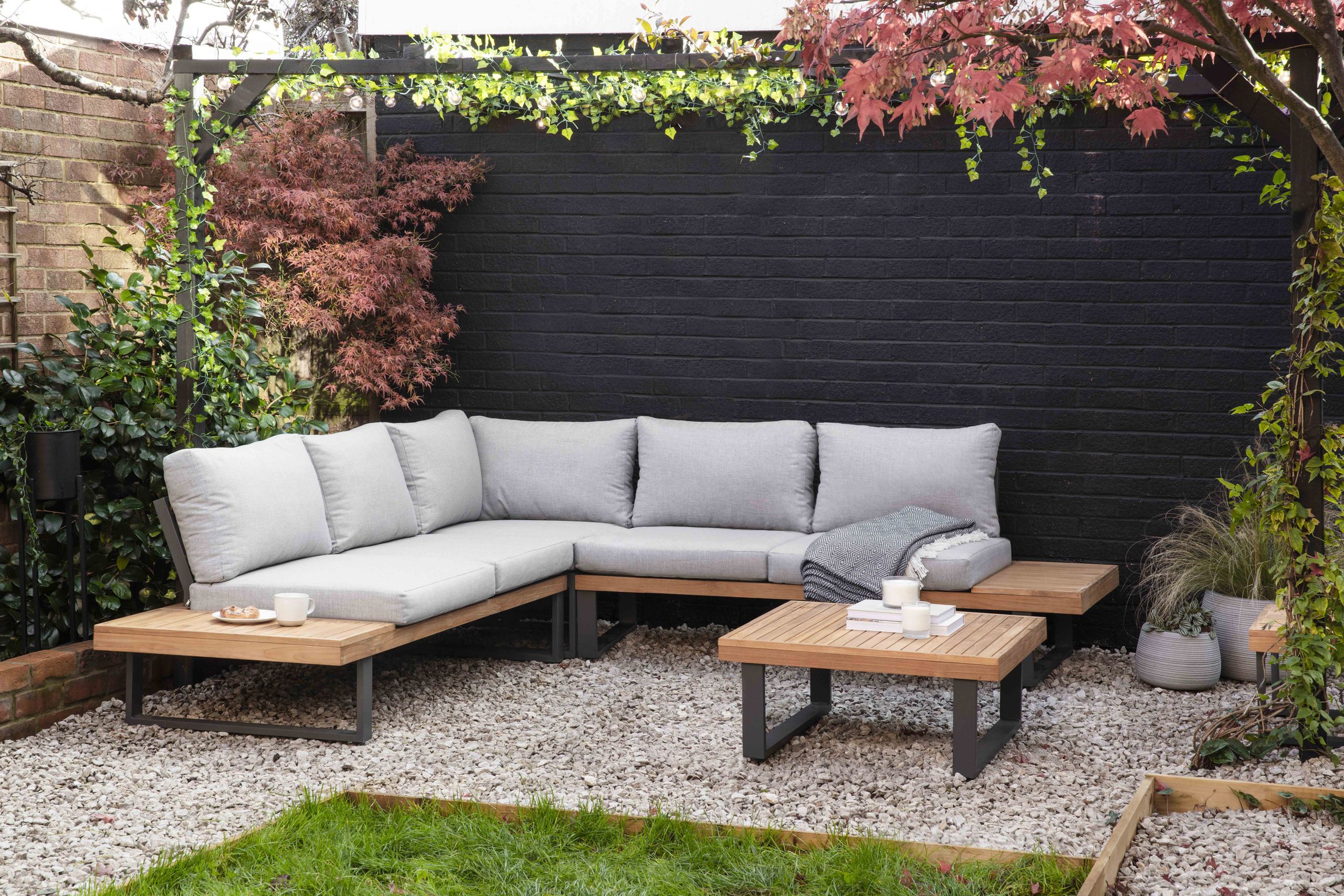 5 garden corner sofa ideas we love – try them for size in your space