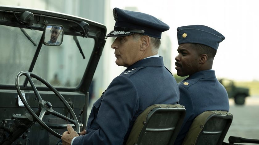 James Remar as General Shaw and Jovan Adepo as Major Hanlon in It: Welcome to Derry