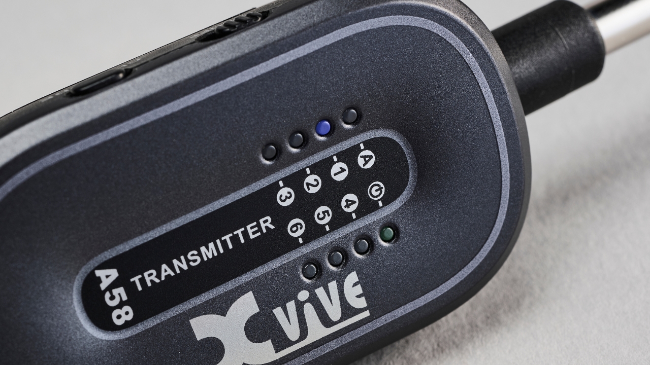 Close up of the LEDs on an Xvive A58 wireless guitar transmitter