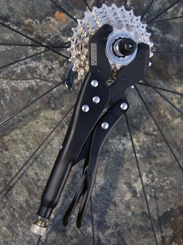 The rounded handle is easy on your hands but it might not be long enough for extremely tight lockrings