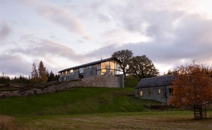 Remote Scottics highland house designed by WT Architecture 