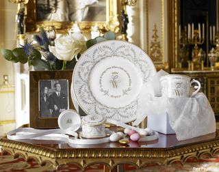 Prince William and Kate Middleton Wedding China - Prince William and Kate Middleton - Royal Wedding - Marie Claire