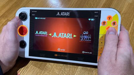 Atari Gamestation Go