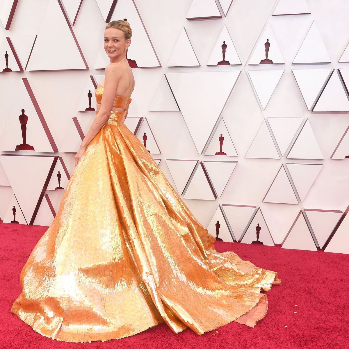 Carey Mulligan Walks Oscars 2021 Red Carpet in Golden Two-Piece Gown with  Marcus Mumford