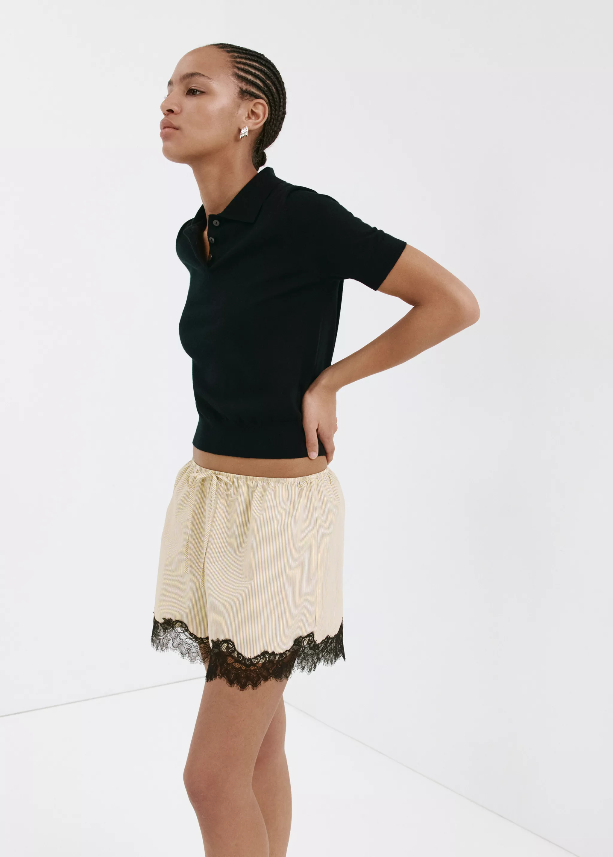 Striped Lace Shorts - Women | Mango United Kingdom