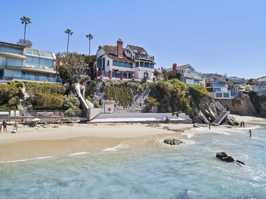 Inside Bette Davis's house A coastal home in Laguna Beach Homes