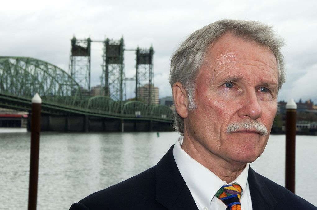 Oregon Gov. John Kitzhaber is resigning