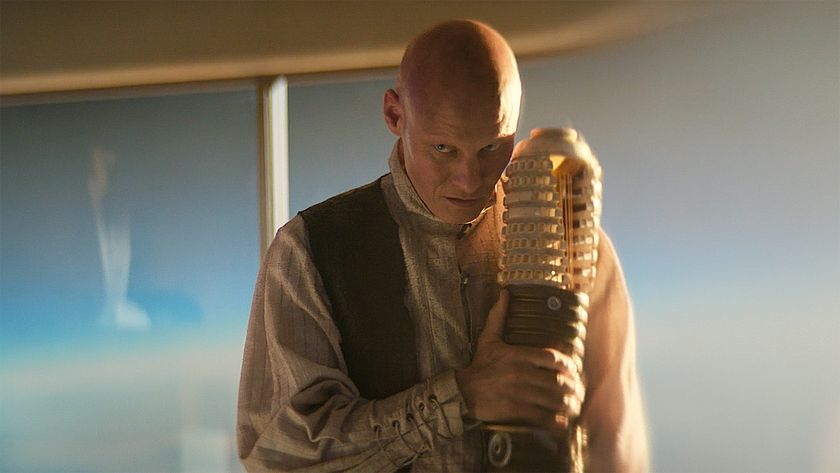 Magnifico Giganticus clutching his musical instrument in Foundation season 3 episode 10