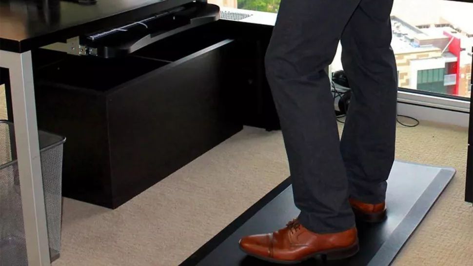 Standing Desk Mat with Bar, Wooden Wobble Balance Board with Ergonomic  Design Comfort Floor Mat-FEZIBO