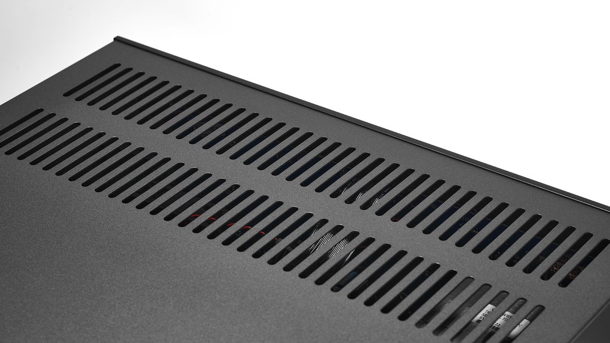 AV receiver: Arcam AVR5 Home Cinema Amplifier