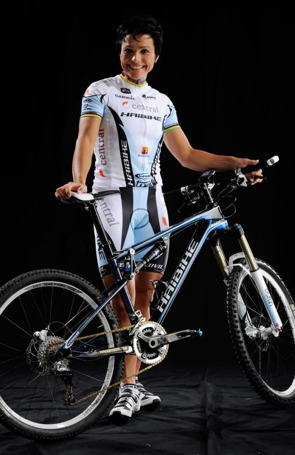 Sabine Spitz will race for Central Haibike Pro Team in 2011
