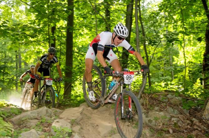 Casey Williams (Whole Athlete/Specialized) showing some good form at a drop-off