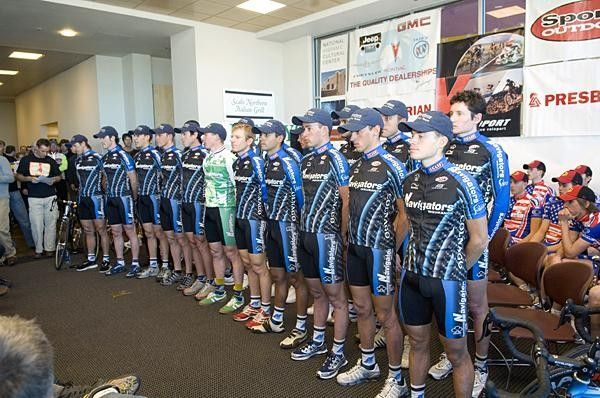 The full Navigators squad with Irish National Time Trial and Criterium Champion David O'Loughlin in the centre.