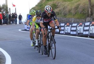 Fabian Cancellara leads Simon Gerrans and Vicenzo Nibali in the final kilometers