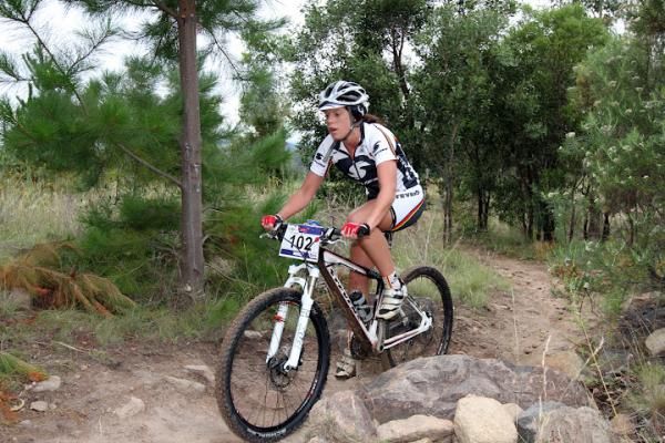 Holly Harris in first in U19 women's race