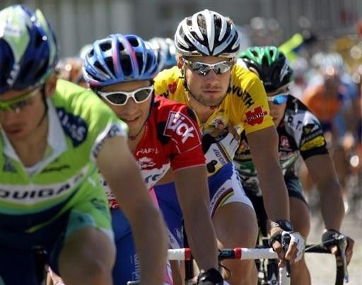 Boonen follows Bennati