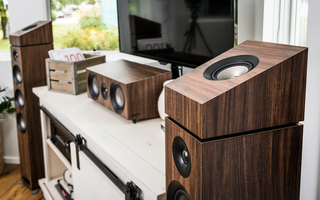 pro studio wood grain speakers