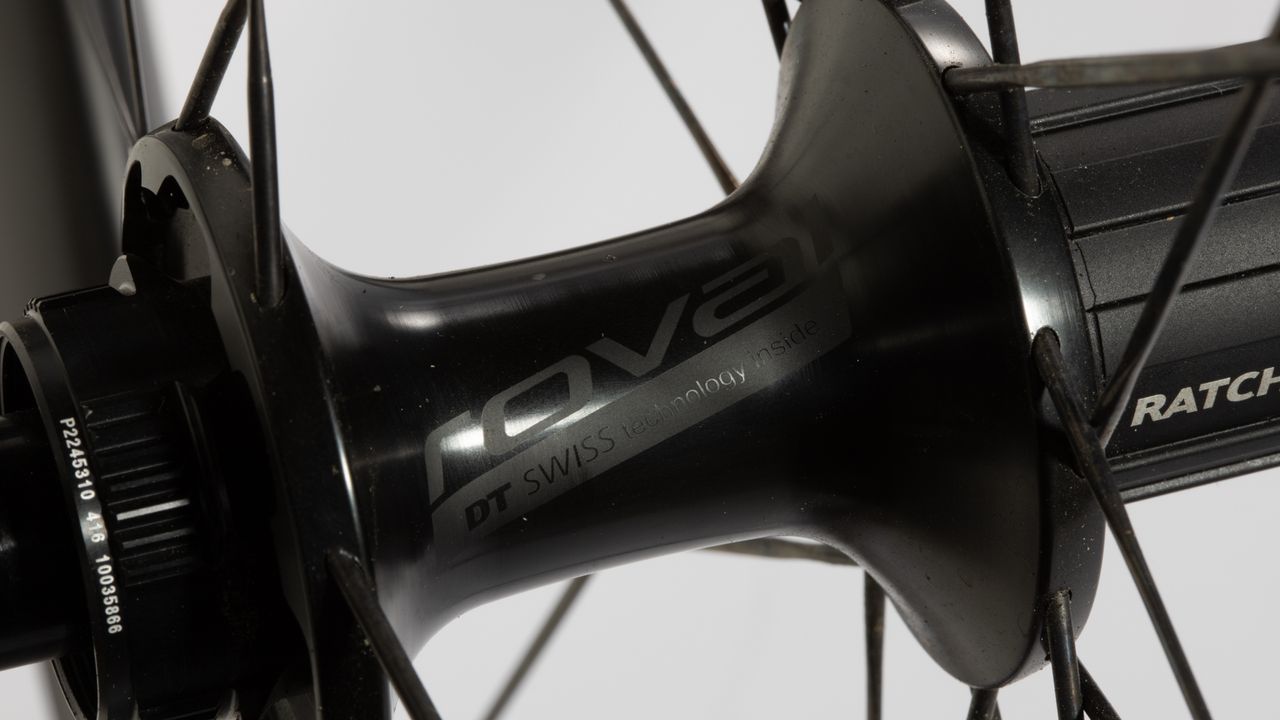 Roval Rapide CLX II detail of rear hub
