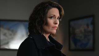 Alana De La Garza as Isobel on FBI