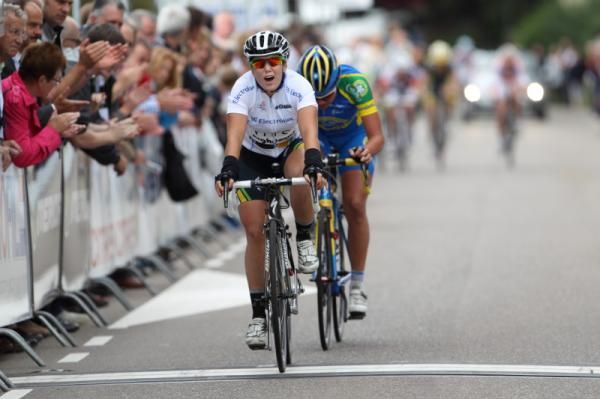 Chloe Hosking (HTC-HighRoad) won the young rider competition by one second from Chantal Blaak (AA Drink)