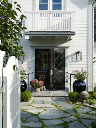 paving with plants outside front door