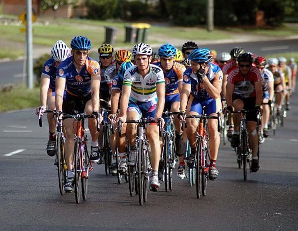A cruisy pace keeps the ride enjoyable for everyone.