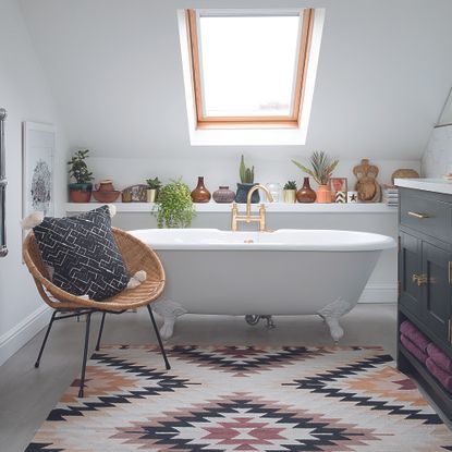 Bathrooms with rugs in