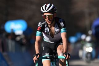 Simon Yates just short of stage win in Tirreno-Adriatico