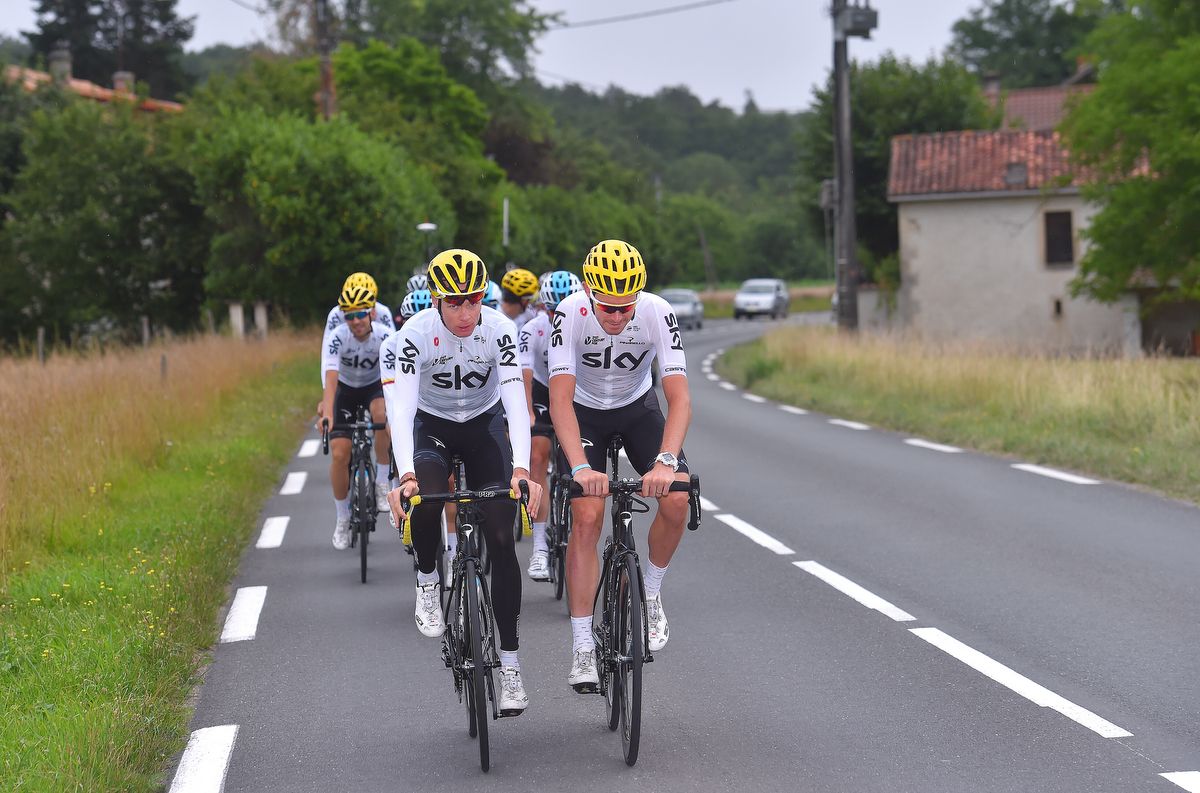 Chris Froome and Luke Rowe lead the ride