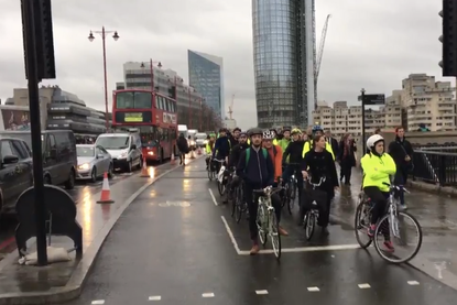 cycle superhighway traffic commute london