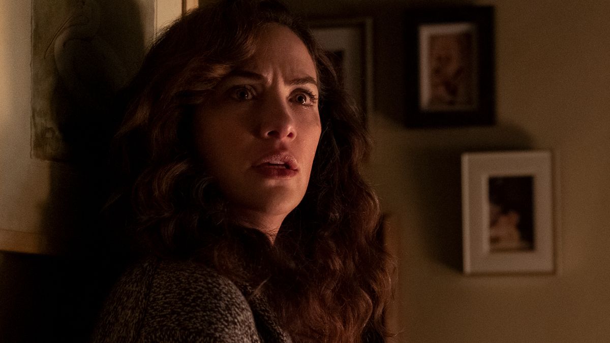 Kate Siegel in Midnight Mass