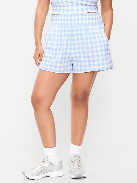 Extra High-Waisted Crinkle Run Shorts -- 3-Inch Inseam